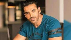 कोरोना पीड़ितों की मदद के लिए आगे आए जॉन अब्राहम, कोरोना संक्रमितों की करेंगे मदद....