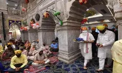 प्रधानमंत्री पहुंचे शीशगंज गुरुद्वारा, नहीं थे सुरक्षा के VVIP बंदोबस्त....