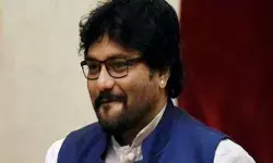 पश्चिम बंगाल की टॉलीगंज सीट से बाबुल सुप्रियो को 14000 वोट से   पछाड़ते हुए टीएमसी के अरूप बिस्वास  आगे.. पश्चिम बंगाल की टॉलीगंज सीट से बाबुल सुप्रियो को 14000 वोट से   पछाड़ते हुए टीएमसी के अरूप बिस्वास  आगे..