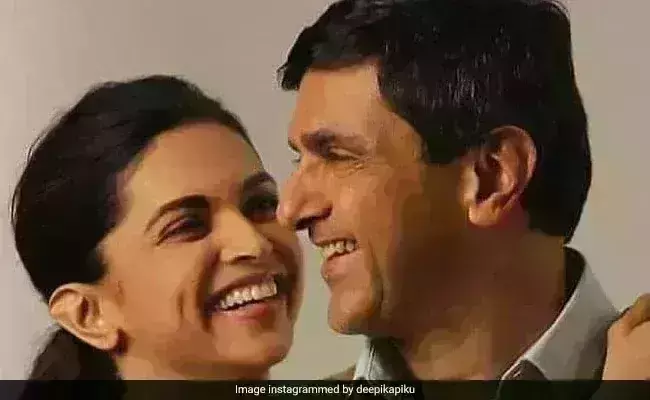 कोरोना की चपेट में दीपिका पादुकोण का परिवार, पिता प्रकाश पादुकोण अस्पताल में भर्ती....