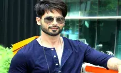 कभी हुआ करते थे बैक ग्राउंड डांसर, आज करते हैं लाखों दिलों पर राज