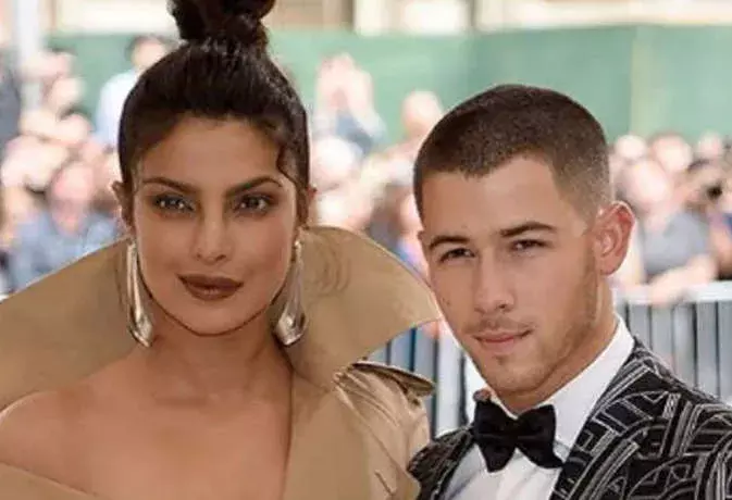 प्रियंका चोपड़ा के पति निक जोन्स अस्पताल में हुए भर्ती, के दौरान हुए घायल..... प्रियंका चोपड़ा के पति निक जोन्स अस्पताल में हुए भर्ती, के दौरान हुए घायल.....