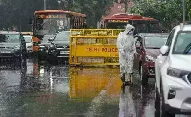70 सालों में पहली बार इतनी ठंडी हुई मई, उत्तर भारत में ताउते का असर..... 70 सालों में पहली बार इतनी ठंडी हुई मई, उत्तर भारत में ताउते का असर.....