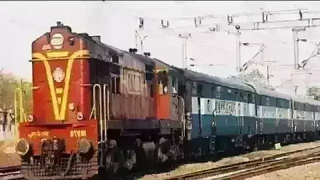 ऑक्सीजन एक्सप्रेस की मदद से दिल्ली समेत उत्तर प्रदेश में ऑक्सीजन की आपूर्ति, जाने ऑक्सीजन का आंकड़ा.... ऑक्सीजन एक्सप्रेस की मदद से दिल्ली समेत उत्तर प्रदेश में ऑक्सीजन की आपूर्ति, जाने ऑक्सीजन का आंकड़ा....