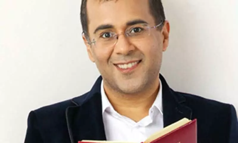 भारत ने 2020 में टीकाकरण को गंभीरता से नहीं लिया जैसे कि दूसरे देशों ने लिया :चेतन भगत भारत ने 2020 में टीकाकरण को गंभीरता से नहीं लिया जैसे कि दूसरे देशों ने लिया :चेतन भगत