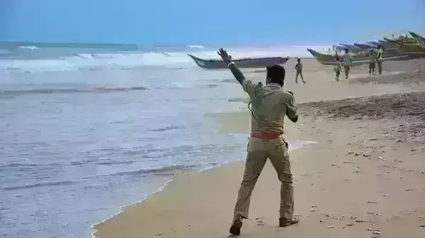 तट से टकरा सकता है तूफान यास, आज दोपहर तक लैंडफॉल होने की उम्मीद..... तट से टकरा सकता है तूफान यास, आज दोपहर तक लैंडफॉल होने की उम्मीद.....