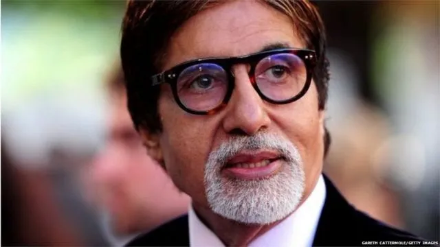 बिग बी ने इंडस्ट्री में पूरे किये 52 साल, सोशल मीडिया पर साझा किये यादगार लम्हें बिग बी ने इंडस्ट्री में पूरे किये 52 साल, सोशल मीडिया पर साझा किये यादगार लम्हें