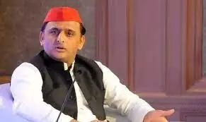 बसपा सुप्रीमो का अखिलेश यादव पर प्रहार कहा- मीडिया में बने रहने के लिए पूर्व विधायकों को कर रहे पार्टी में शामिल बसपा सुप्रीमो का अखिलेश यादव पर प्रहार कहा- मीडिया में बने रहने के लिए पूर्व विधायकों को कर रहे पार्टी में शामिल