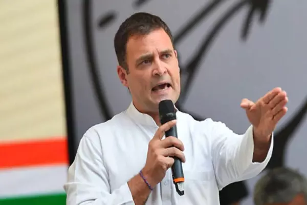 प्रेस कॉन्फ्रेंस के दौरान राहुल गांधी ने केंद्र सरकार से की मांग- श्वेत पत्र जारी कर जनता से माफी मांगे सरकार प्रेस कॉन्फ्रेंस के दौरान राहुल गांधी ने केंद्र सरकार से की मांग- श्वेत पत्र जारी कर जनता से माफी मांगे सरकार