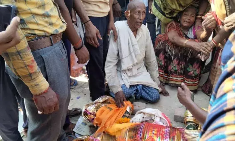 सड़क हादसे में युवक की मौत परिवार में कोहराम