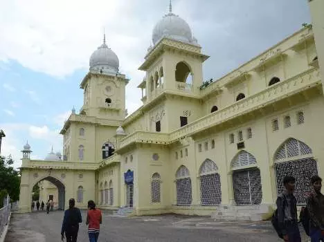 Students can submit the fee of even semesters on the UDRC portal of University of Lucknow