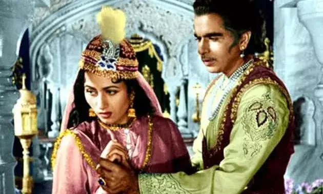 भगवती चरन वर्मा ने युसूफ खान को उनका स्क्रीन नाम दिलीप कुमार दिया जो आगे चलकर एक्टिंग का पर्याय बन गया