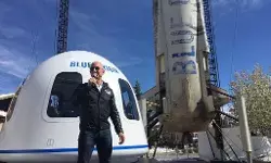 BREAKING NEWS: अंतरिक्ष की सैर कर धरती पर वापस लौटे जेफ बेजोस, उनके इस मिशन कि हो रही आलोचना