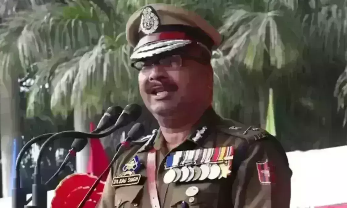 पुलिस बल प्रमुख दिलबाग सिंह बोले - जम्मू कश्मीर मे स्थानीय युवाओं का आतंकी संगठन में शामिल होने का आंकड़ा हुआ कम। जानिए क्या बोले प्रमुख। पुलिस बल प्रमुख दिलबाग सिंह बोले - जम्मू कश्मीर मे स्थानीय युवाओं का आतंकी संगठन में शामिल होने का आंकड़ा हुआ कम। जानिए क्या बोले प्रमुख।