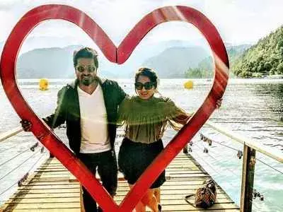 नितिन रेड्डी ने खास अंदाज में दी अपनी पत्नी को एनिवर्सरी की बधाई