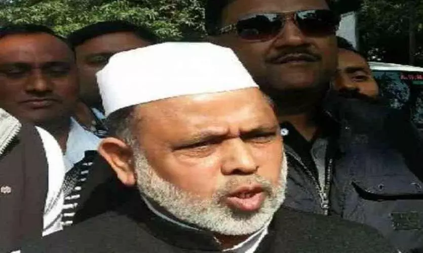 समाजवादी पार्टी के पूर्व राज्य मंत्री मोहम्मद इकबाल और उनके पिता अजमत अली की 2.54 अरब रुपए की प्रॉपर्टी लखनऊ पुलिस द्वारा की गई जब्त