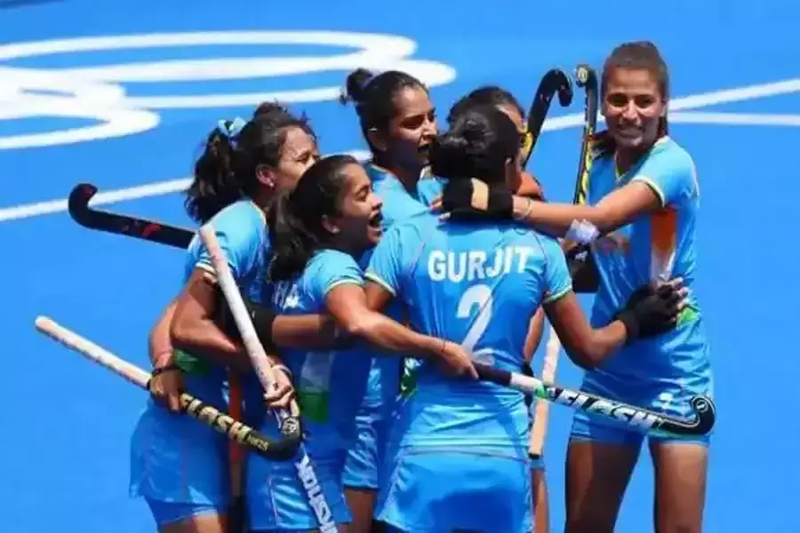 टोक्यो ओलंपिक में भारतीय महिला हॉकी टीम के प्रदर्शन पर राष्ट्रपति ने किया ट्वीट, कही ये बात टोक्यो ओलंपिक में भारतीय महिला हॉकी टीम के प्रदर्शन पर राष्ट्रपति ने किया ट्वीट, कही ये बात