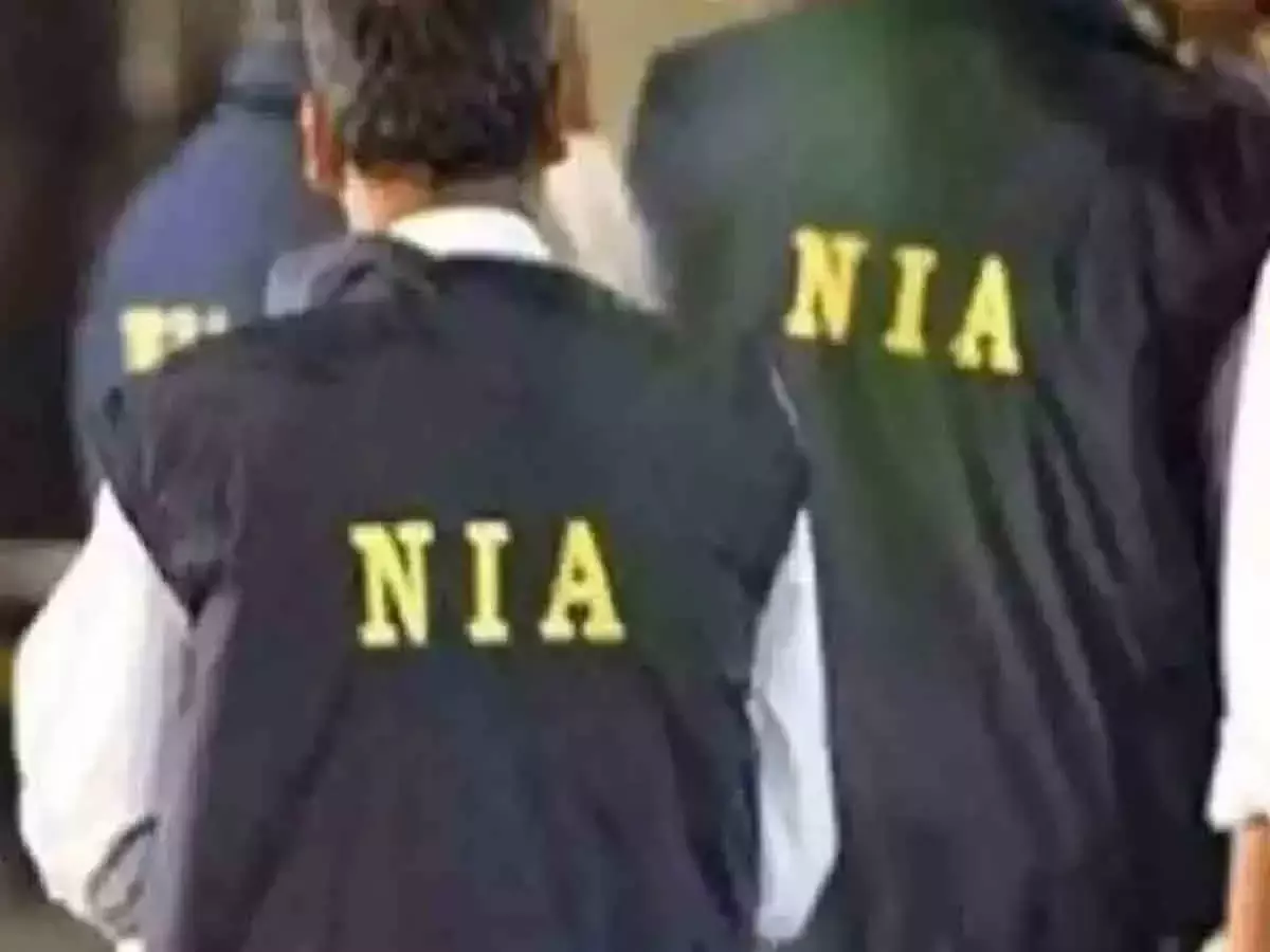 जम्मू-कश्मीर में NIA का ऑपरेशन, जमात-ए-इस्लामी के 50 से ज्यादा लोकेशन पर की छापेमारी जम्मू-कश्मीर में NIA का ऑपरेशन, जमात-ए-इस्लामी के 50 से ज्यादा लोकेशन पर की छापेमारी