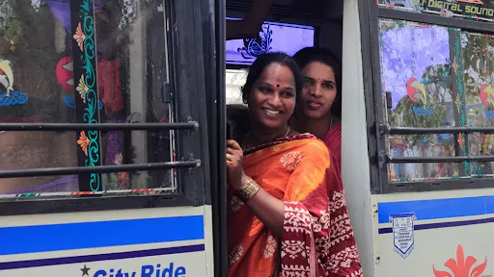 रक्षाबंधन के मौके पर  हरियाणा सरकार ने महिलाओं को दिया मुफ्त सफर का तोहफा