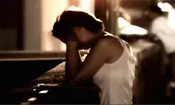 पाकिस्तान में महिला टिकटाकर के साथ हुआ शर्मनाक वाकया, फाड़े कपड़े