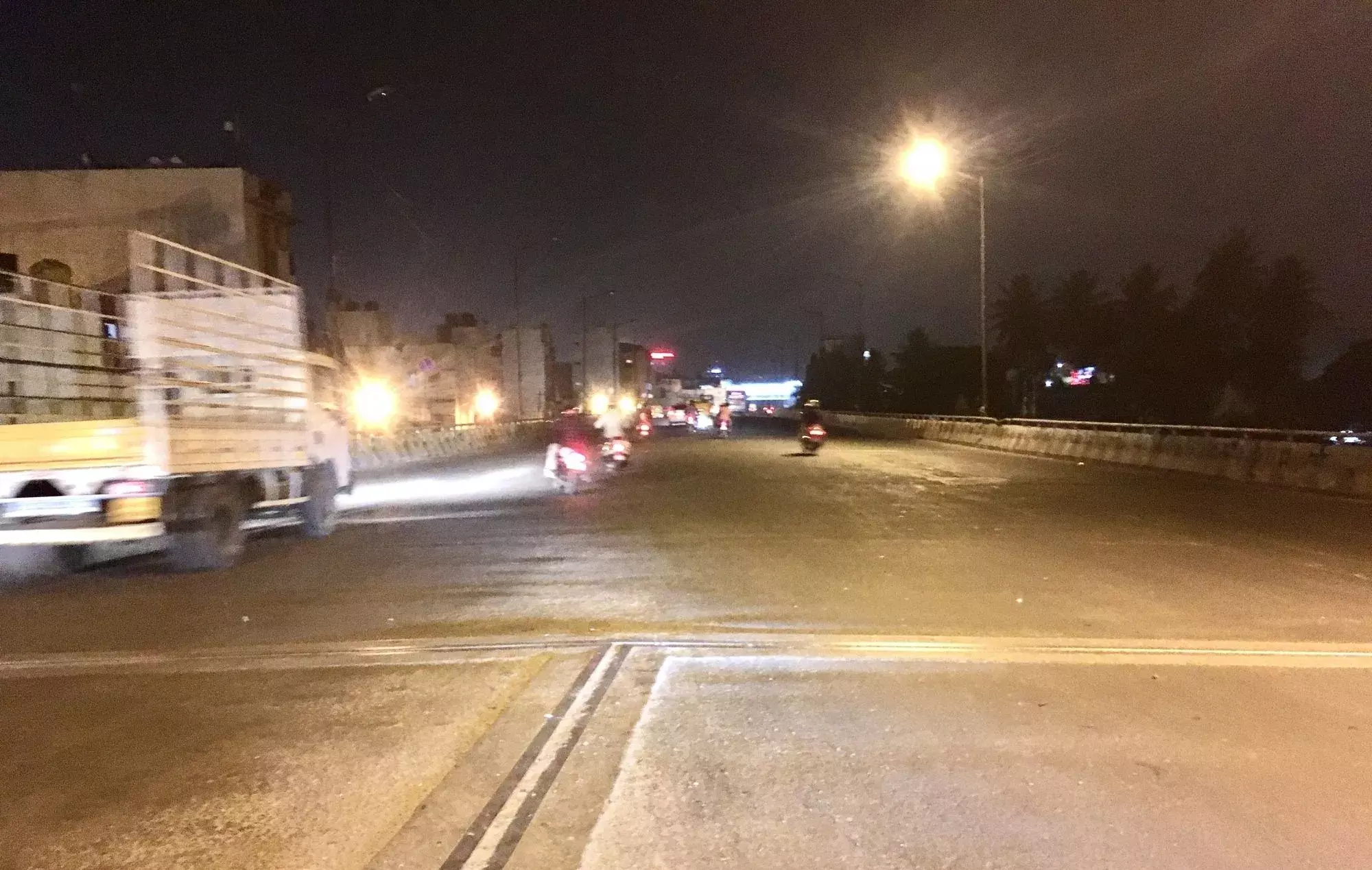 рдпреВрдкреА рдореЗрдВ рдирд╛рдЗрдЯ рдХрд░реНрдлреНрдпреВ рд╣реЛрдЧрд╛ рдФрд░ рд╕рдЦреНрдд, рдХреЗрд░рд▓-рдорд╣рд╛рд░рд╛рд╖реНрдЯреНрд░ рдореЗрдВ рдХреЛрд░реЛрдирд╛ рдХреЗ рдорд╛рдорд▓реЗ рдмрдврд╝рдиреЗ рдкрд░ CM рдпреЛрдЧреА рдиреЗ рджрд┐рдпрд╛ рдпрд╣ рдЖрджреЗрд╢ рдпреВрдкреА рдореЗрдВ рдирд╛рдЗрдЯ рдХрд░реНрдлреНрдпреВ рд╣реЛрдЧрд╛ рдФрд░ рд╕рдЦреНрдд, рдХреЗрд░рд▓-рдорд╣рд╛рд░рд╛рд╖реНрдЯреНрд░ рдореЗрдВ рдХреЛрд░реЛрдирд╛ рдХреЗ рдорд╛рдорд▓реЗ рдмрдврд╝рдиреЗ рдкрд░ CM рдпреЛрдЧреА рдиреЗ рджрд┐рдпрд╛ рдпрд╣ рдЖрджреЗрд╢