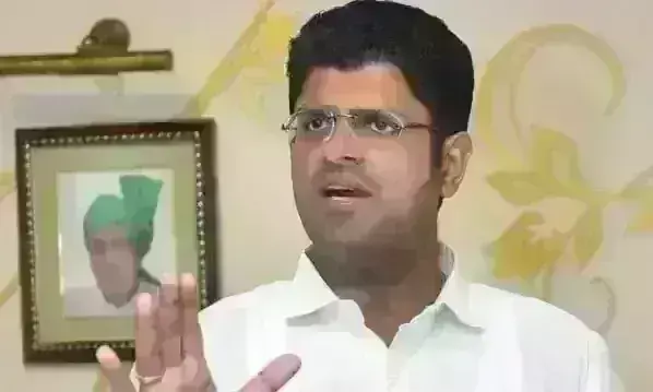 उप मुख्यमंत्री दुष्यंत चौटाला बोले - लाल डोरा मुक्त  गांव के लिए 2409 गांव में किया गया सर्वेक्षण, 8 .18  लाख प्रॉपर्टी कार्ड बने