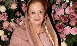 अदाकारा सायरा बानो की बिगड़ी तबीयत, आईसीयू में किया गया भर्ती अदाकारा सायरा बानो की बिगड़ी तबीयत, आईसीयू में किया गया भर्ती