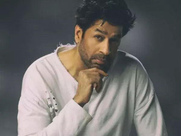 एक्टर रजत बेदी के खिलाफ दर्ज हुई FIR, जानिए पूरा मामला एक्टर रजत बेदी के खिलाफ दर्ज हुई FIR, जानिए पूरा मामला