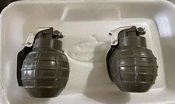 भारत पर छाया आतंकवाद का खतरा पंजाब में मिले 8 टिफिन बम भारत पर छाया आतंकवाद का खतरा पंजाब में मिले 8 टिफिन बम