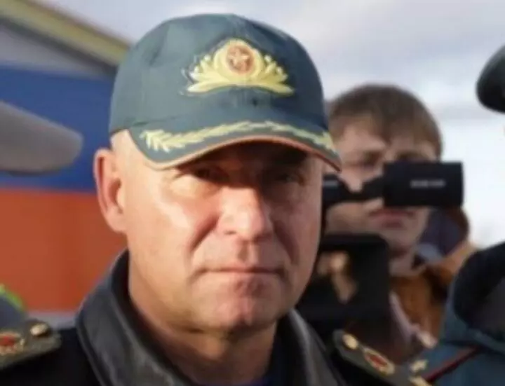 रूस के आपातकालीन मंत्री की कैमरामैन को बचाने में गई जान