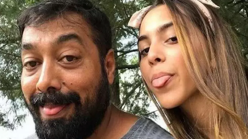 आलिया ने खास अंदाज में पापा अनुराग कश्यप को किया बर्थडे विश