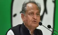 पंजाब के सियासी भूचाल के बाद अब राजस्थान में सीएम गहलोत के OSD का इस्तीफा पंजाब के सियासी भूचाल के बाद अब राजस्थान में सीएम गहलोत के OSD का इस्तीफा