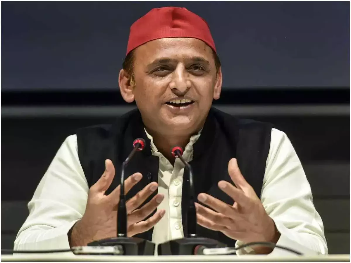 यूपी विधानसभा चुनाव 2022 : अखिलेश के संपर्क में बीजेपी के 1 दर्जन विधायक यूपी विधानसभा चुनाव 2022 : अखिलेश के संपर्क में बीजेपी के 1 दर्जन विधायक