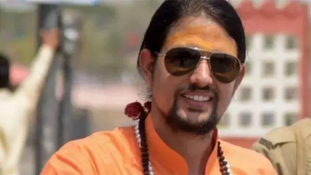 आनंद गिरि पर हो सकता है जेल में हमला , वकीलों ने की कोर्ट से स्पेशल सुरक्षा की मांग आनंद गिरि पर हो सकता है जेल में हमला , वकीलों ने की कोर्ट से स्पेशल सुरक्षा की मांग