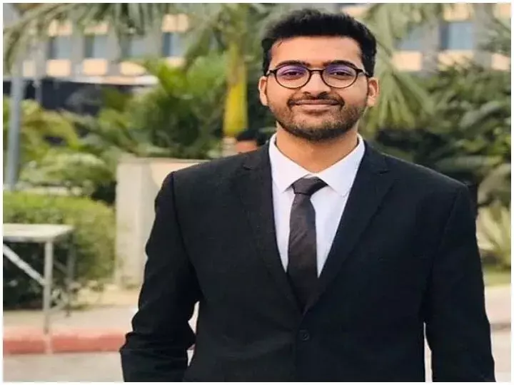 UPSC टॉपर शुभम की कहानी,12वी पास होते ही यूपीएससी में जाने का देखा ख्वाब UPSC टॉपर शुभम की कहानी,12वी पास होते ही यूपीएससी में जाने का देखा ख्वाब