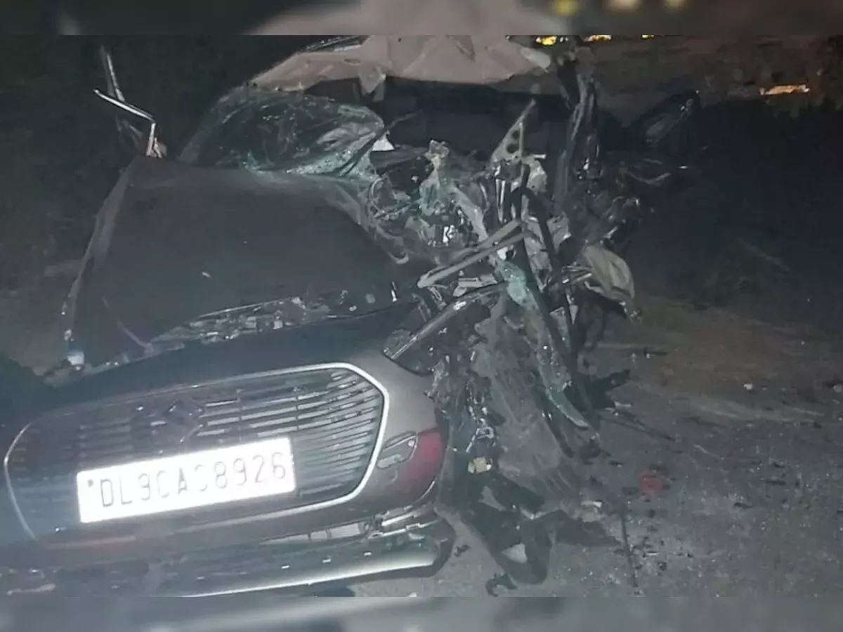 उत्तर प्रदेश : कार के टक्कर मारने से हुई 12 वर्षीय बालक की मौत उत्तर प्रदेश : कार के टक्कर मारने से हुई 12 वर्षीय बालक की मौत