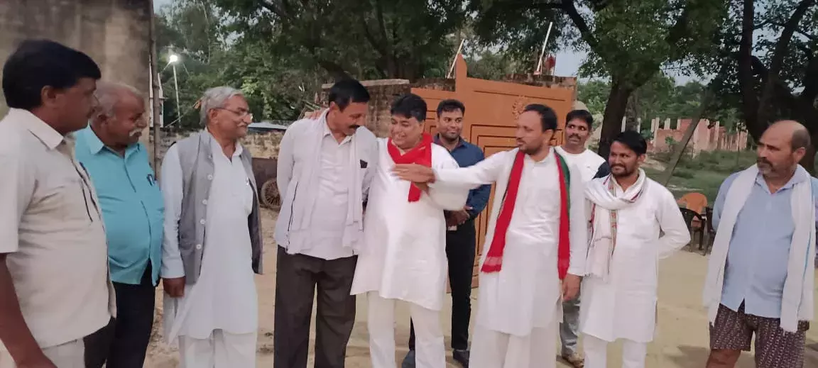 जन - जन की है यही पुकार अबकी बार सपा सरकार- इन्दल कुमार रावत जन - जन की है यही पुकार अबकी बार सपा सरकार- इन्दल कुमार रावत