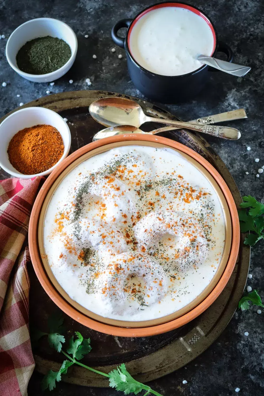 इस नवरात्रि ट्राई करें फलाहारी दही भल्ले, बदल जाएगा मुंह का स्वाद इस नवरात्रि ट्राई करें फलाहारी दही भल्ले, बदल जाएगा मुंह का स्वाद