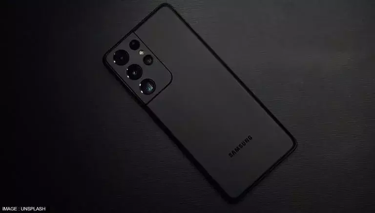 50MP कैमरा के साथ आएगा Samsung Galaxy A13 5G फोन! स्पेसिफिकेशन, कीमत और रेंडर्स हुए लीक 50MP कैमरा के साथ आएगा Samsung Galaxy A13 5G फोन! स्पेसिफिकेशन, कीमत और रेंडर्स हुए लीक