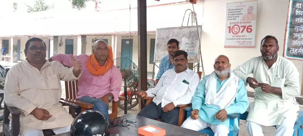 कई कार्यक्रम में हिस्सा लेने के बाद श्रद्धांजलि देने पहुंचे टिकरी कई कार्यक्रम में हिस्सा लेने के बाद श्रद्धांजलि देने पहुंचे टिकरी