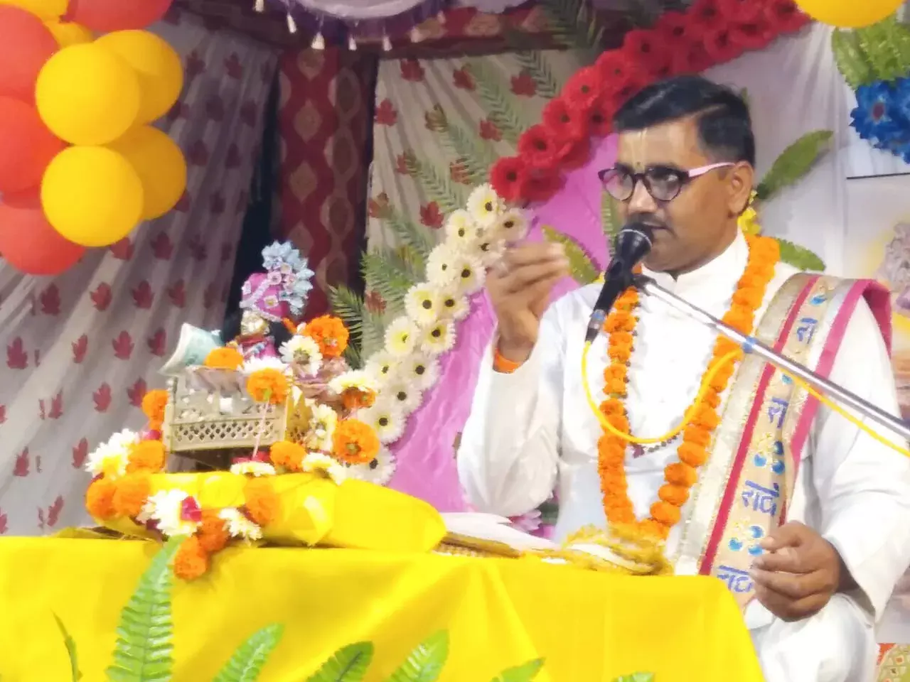 рд╢реНрд░рджреНрдзрд╛ рдФрд░ рд╡рд┐рд╢реНрд╡рд╛рд╕ рд╕реЗ рд╣реЛрддреА рд╣реИ рднрдЧрд╡рд╛рди рдХреА рдкреНрд░рд╛рдкреНрддрд┐ --- рдЖрдЪрд╛рд░реНрдп рдЕрдорд░рджреЗрд╡ рд╢реНрд░рджреНрдзрд╛ рдФрд░ рд╡рд┐рд╢реНрд╡рд╛рд╕ рд╕реЗ рд╣реЛрддреА рд╣реИ рднрдЧрд╡рд╛рди рдХреА рдкреНрд░рд╛рдкреНрддрд┐ --- рдЖрдЪрд╛рд░реНрдп рдЕрдорд░рджреЗрд╡