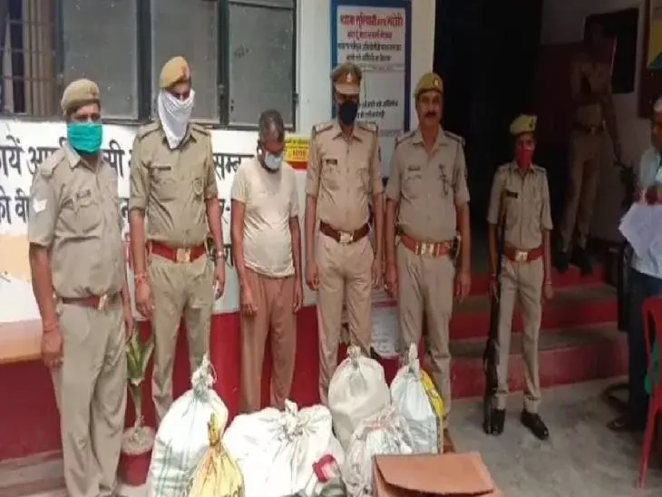 भारी मात्रा में अवैध पटाखा बरामद एक की गिरफ्तारी रोहित मिश्र भारी मात्रा में अवैध पटाखा बरामद एक की गिरफ्तारी रोहित मिश्र