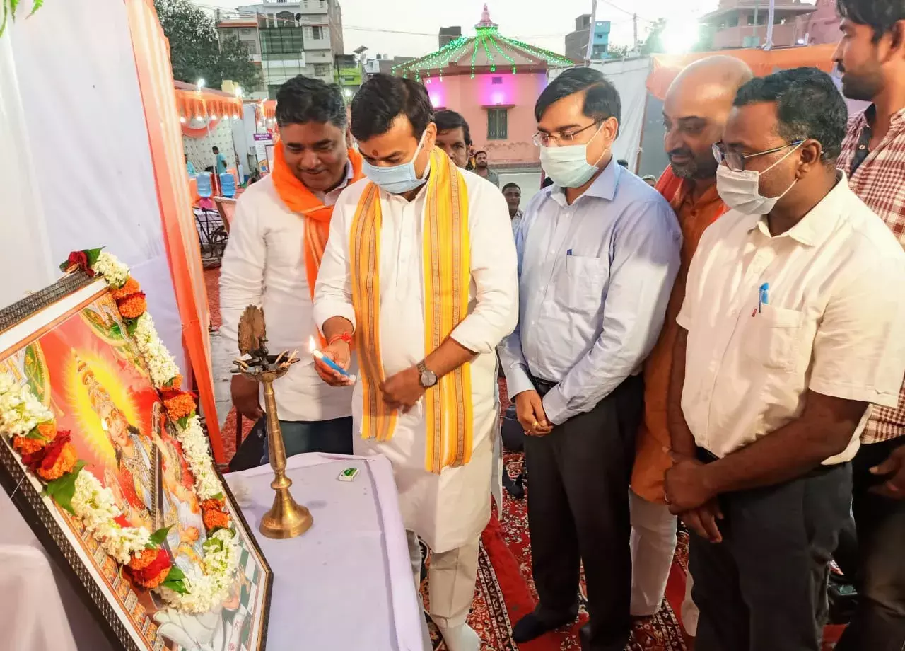 राज्यमंत्री ने किया विकास दीपोत्सव-2021 का शुभारंभ राज्यमंत्री ने किया विकास दीपोत्सव-2021 का शुभारंभ