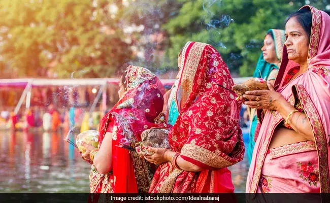 पार्षद ने छठ पूजा स्थल निर्माण में हुए भ्रष्टाचार की मुख्यमंत्री से की शिकायत पार्षद ने छठ पूजा स्थल निर्माण में हुए भ्रष्टाचार की मुख्यमंत्री से की शिकायत