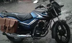 वाहन चोर सक्रिय घर के बाहर खड़ी मोटरसाइकिल हुई चोरी