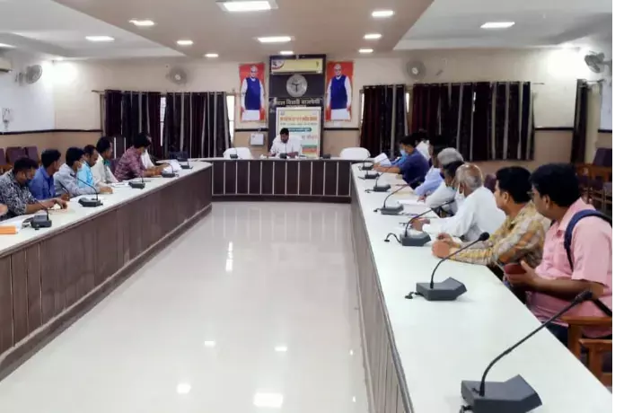 एसडीएम अपने-अपने क्षेत्रों में क्रय केंद्रों का भ्रमण कर समस्त व्यवस्थाएं सुनिश्चित कराएं एसडीएम अपने-अपने क्षेत्रों में क्रय केंद्रों का भ्रमण कर समस्त व्यवस्थाएं सुनिश्चित कराएं