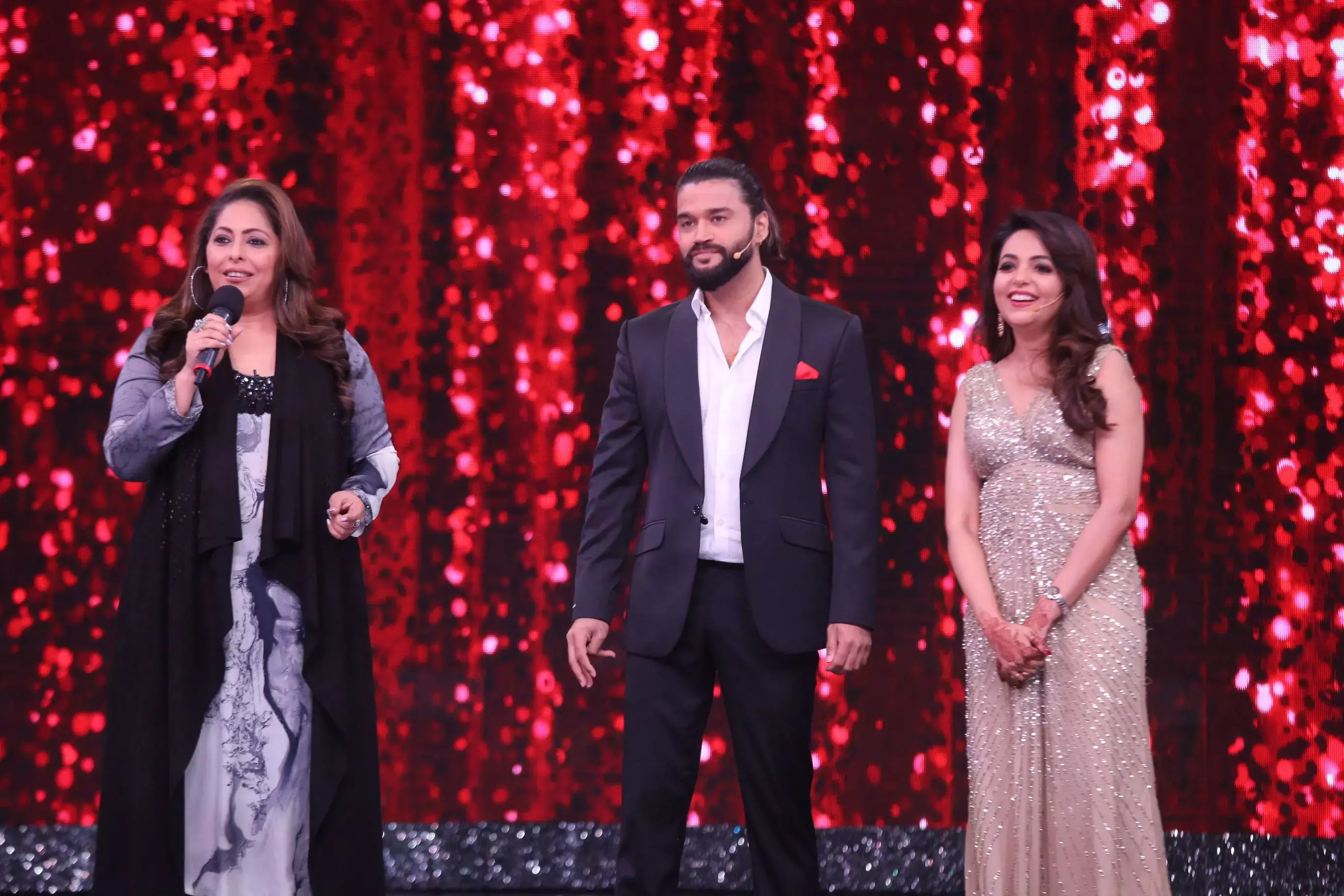 मजेदार ग्रैंड फिनाले के साथ खत्म होगा ज़ी कॉमेडी शो मजेदार ग्रैंड फिनाले के साथ खत्म होगा ज़ी कॉमेडी शो