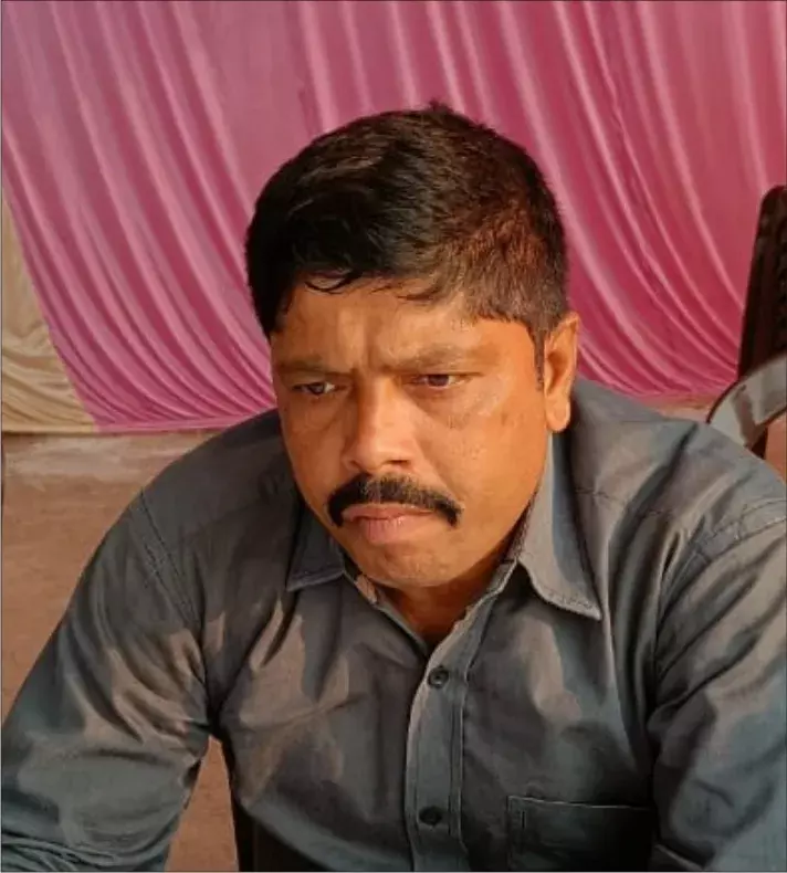 मां अचला देवी घाट पर समाजसेवी नैपाली यादव ने लिया संकल्प मां अचला देवी घाट पर समाजसेवी नैपाली यादव ने लिया संकल्प