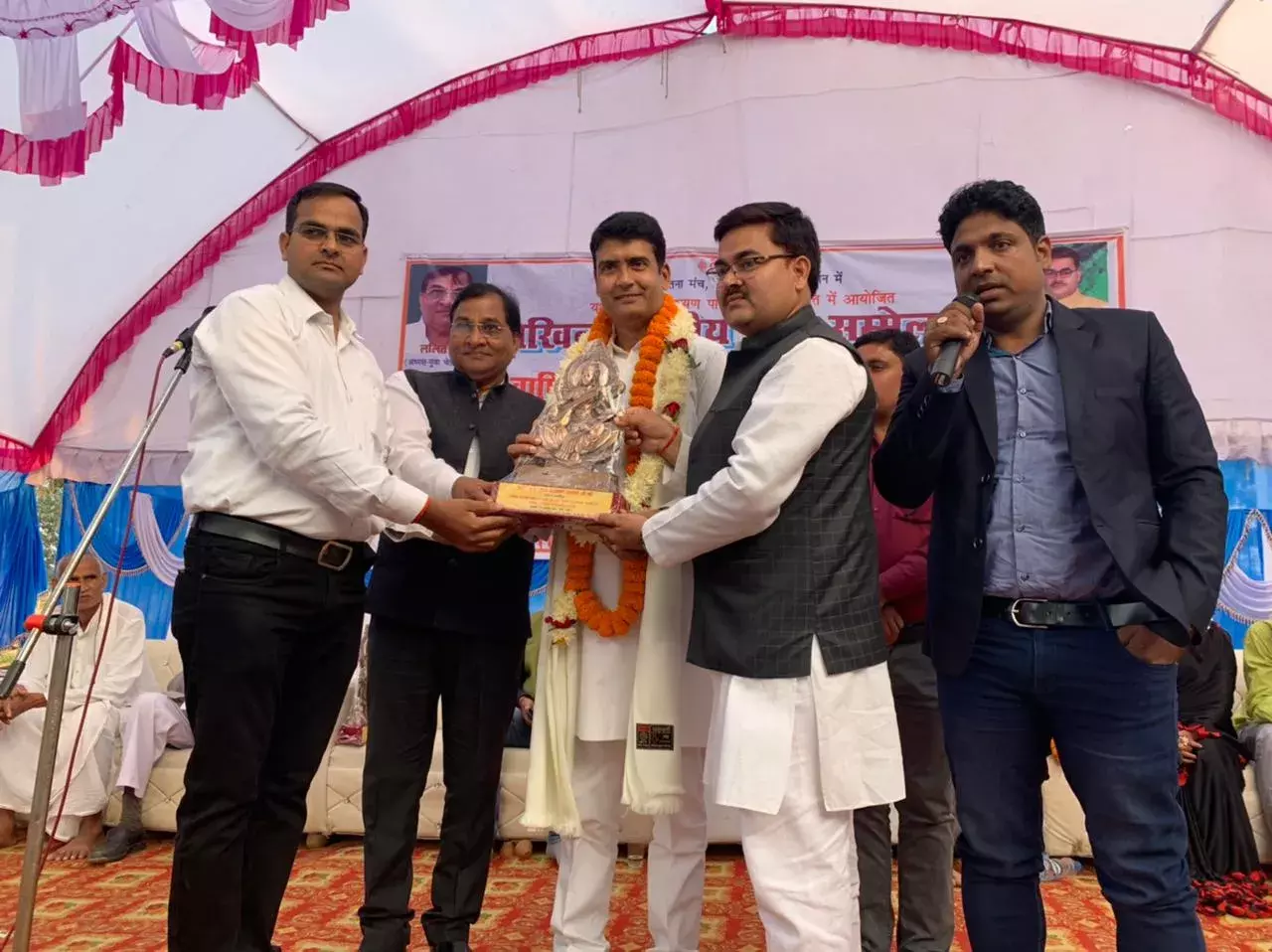 अखिल भारतीय सम्मेलन कल हुआ संपन्न