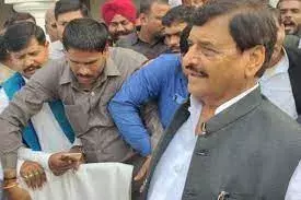 बोले-नाम बदलने वालों की सरकार को आने वाले चुनाव में बदल देगी जनता- शिवपाल यादव बोले-नाम बदलने वालों की सरकार को आने वाले चुनाव में बदल देगी जनता- शिवपाल यादव